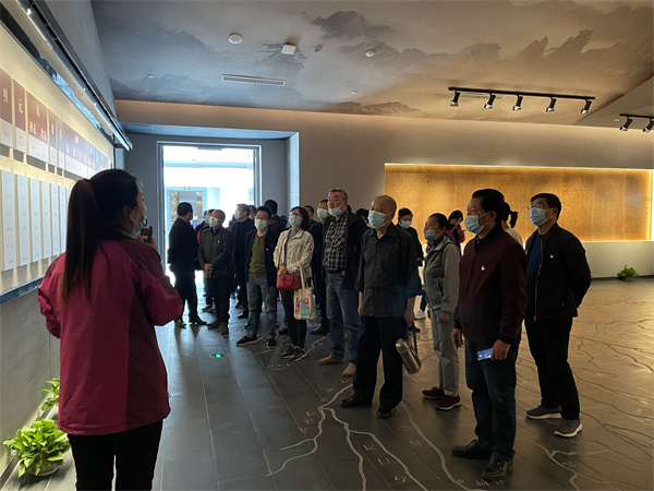 1635209931880418.jpg 20211025114608_35867.jpg