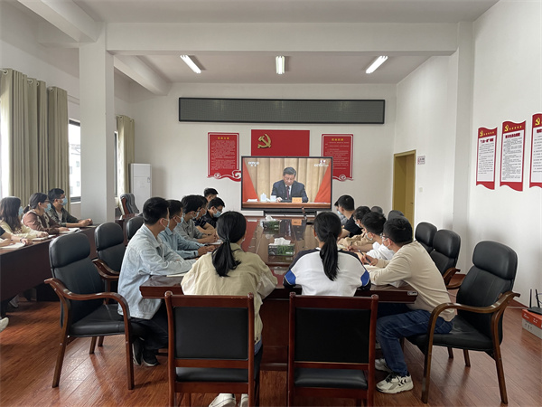 1652259613623291.jpg 900394d36b020eb8795dd29465201a4.jpg